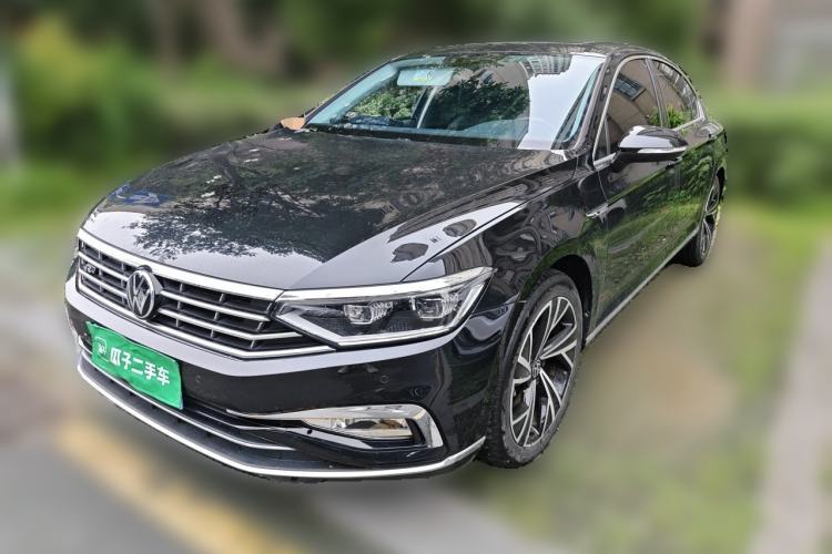 Used Volkswagen Magotan 2020 330TSI DSG Luxury Edition Guazi used car, China used car export, Used car for sale, Used  cars, Cheapest cars for sale