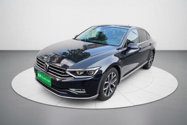 Ojetý Volkswagen Magotan 2020 330TSI DSG Leading Model