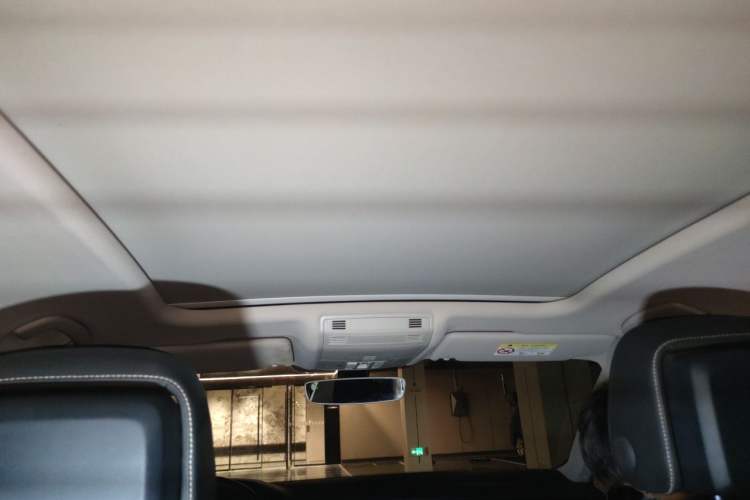 Used Volkswagen Magotan 2020 330TSI DSG Leading Model Headliner