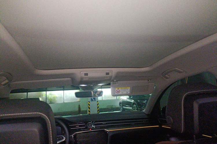 Used Volkswagen Magotan 2020 380TSI DSG Luxury Version Headliner