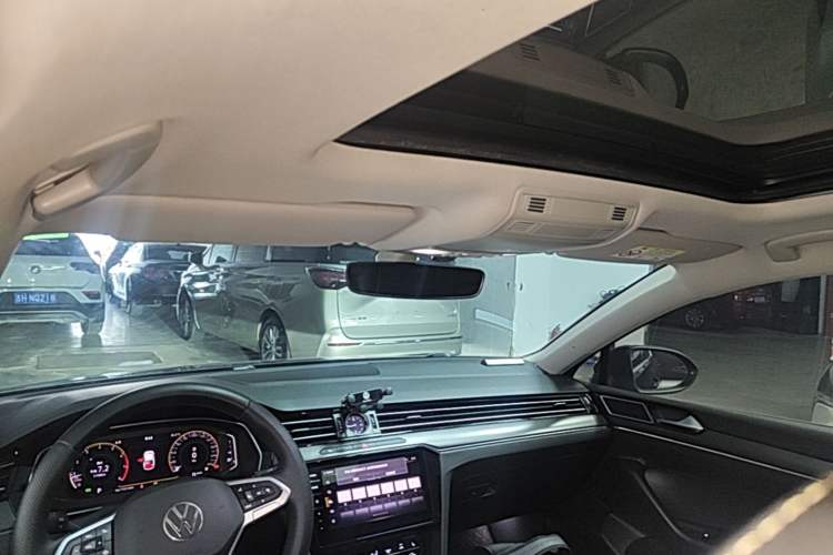 Used Volkswagen Magotan 2020 330TSI DSG Luxury Edition Headliner