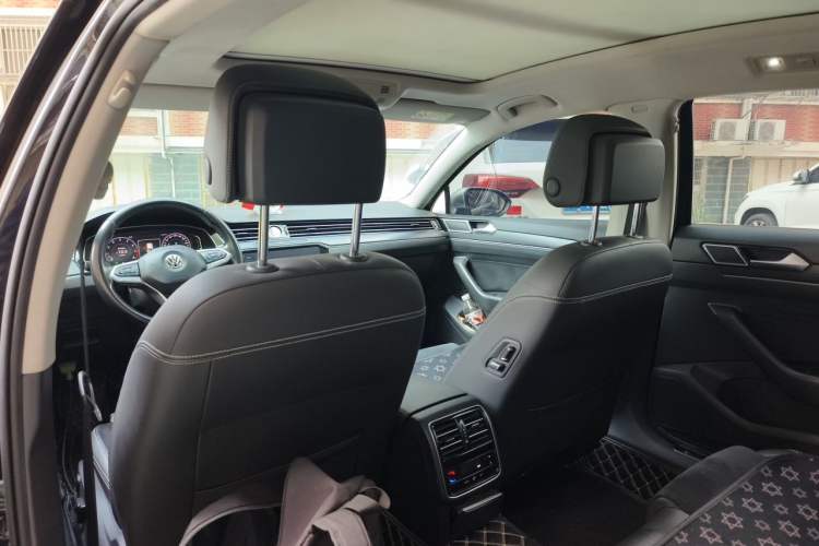 Used Volkswagen Magotan 2020 330TSI DSG Luxury Edition Headliner