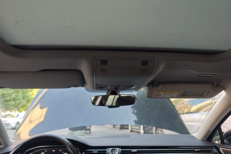 Used Volkswagen Magotan 2020 330TSI DSG Leading Model Headliner