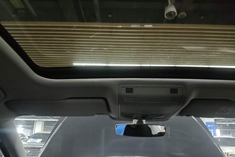 Used Volkswagen Magotan 2020 330TSI DSG Leading Model Headliner
