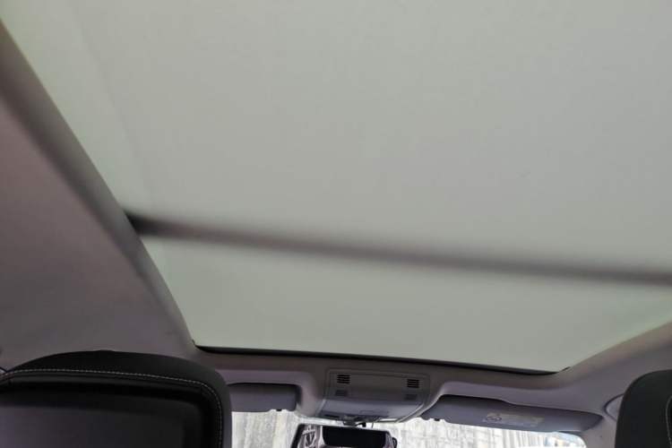 Used Volkswagen Magotan 2020 330TSI DSG Leading Model Headliner