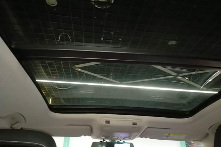 Used Volkswagen Magotan 2020 330TSI DSG Leading Model Headliner