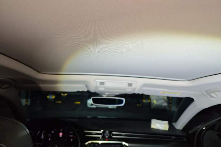 Used Volkswagen Magotan 2020 380TSI DSG Luxury Version Headliner