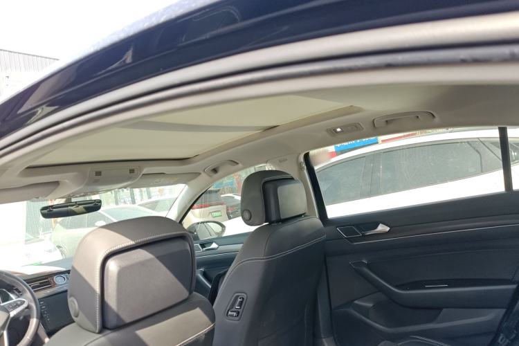 Used Volkswagen Magotan 2020 330TSI DSG Luxury Edition Headliner