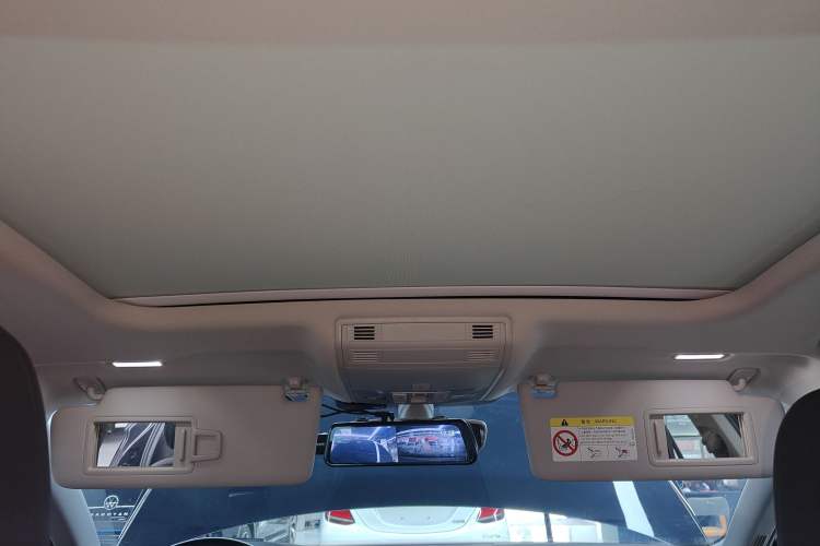 Used Volkswagen Magotan 2020 330TSI DSG Leading Model Headliner