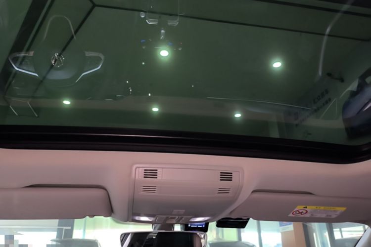 Used Volkswagen Magotan 2020 330TSI DSG Leading Model Headliner