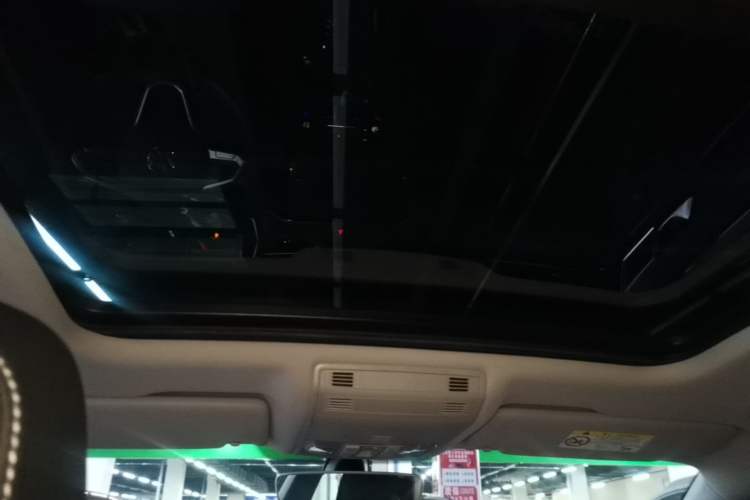 Used Volkswagen Magotan 2020 330TSI DSG Leading Model Headliner