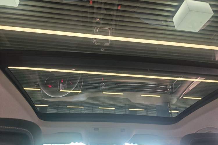 Used Volkswagen Magotan 2020 330TSI DSG Leading Model Headliner