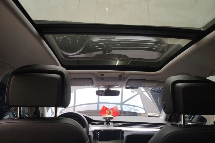 Used Volkswagen Magotan 2020 330TSI DSG Leading Model Headliner