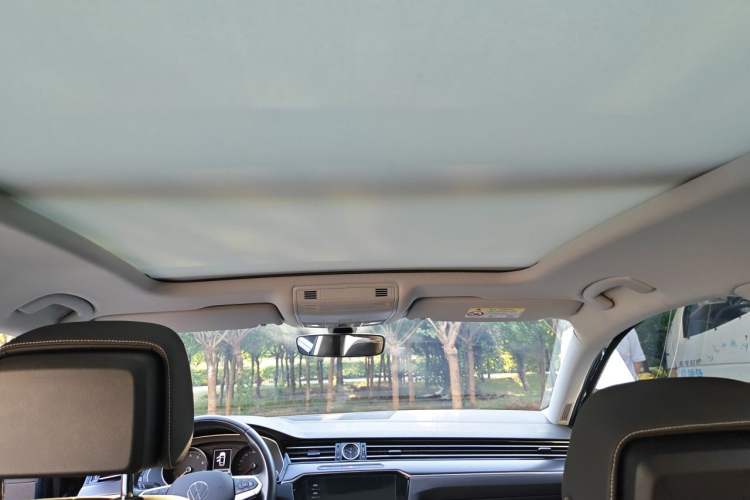 Used Volkswagen Magotan 2020 330TSI DSG Leading Model Headliner