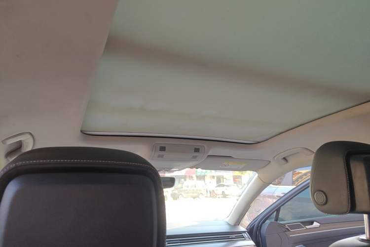 Used Volkswagen Magotan 2020 330TSI DSG Leading Model Headliner