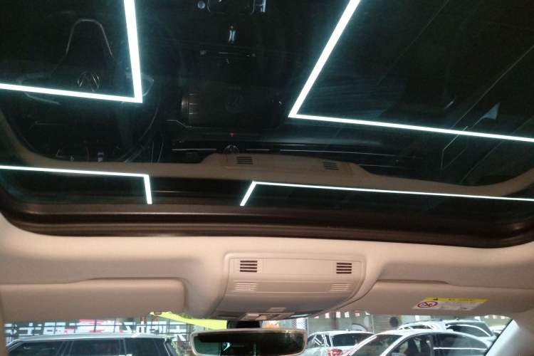 Used Volkswagen Magotan 2020 330TSI DSG Luxury Edition Headliner