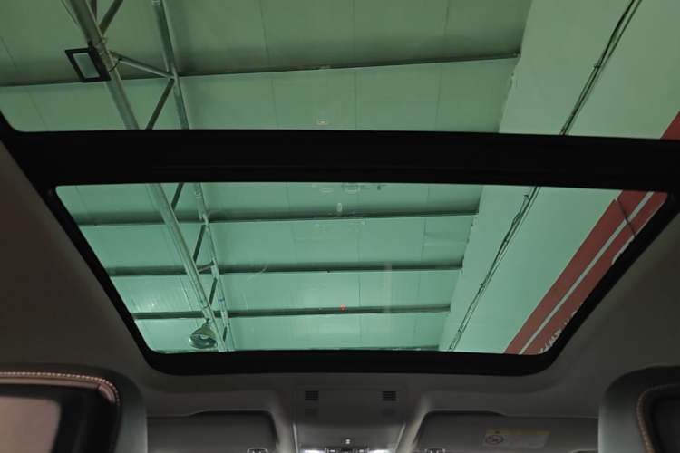 Used Volkswagen Magotan 2020 330TSI DSG Leading Model Headliner