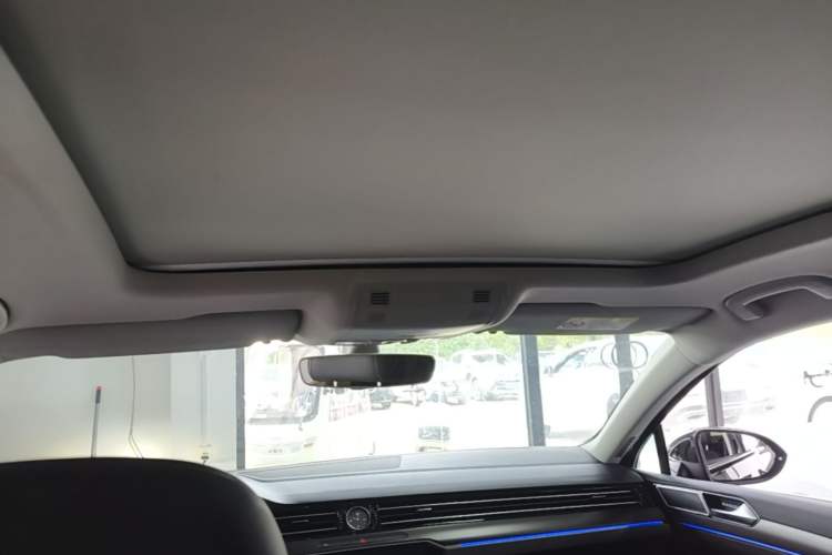 Used Volkswagen Magotan 2020 330TSI DSG Leading Model Headliner