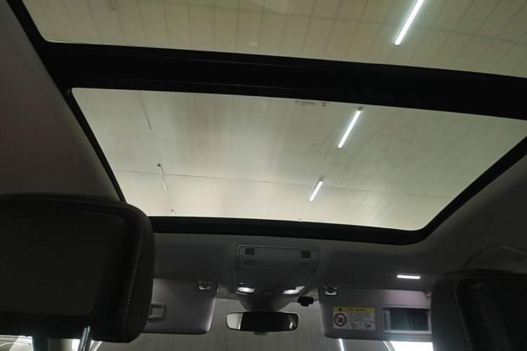 Used Volkswagen Magotan 2020 380TSI DSG Luxury Version Headliner