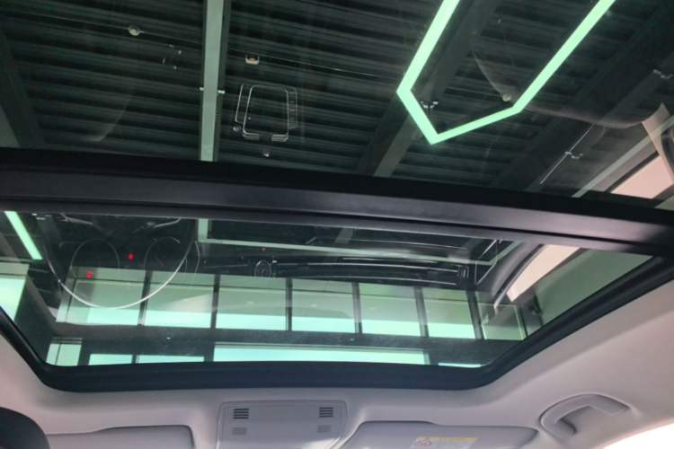 Used Volkswagen Magotan 2020 330TSI DSG Leading Model Headliner