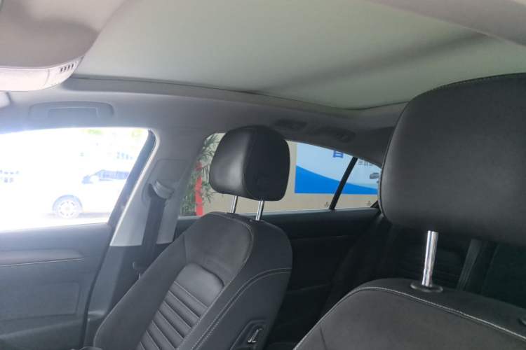 Used Volkswagen Magotan 2020 330TSI DSG Leading Model Headliner