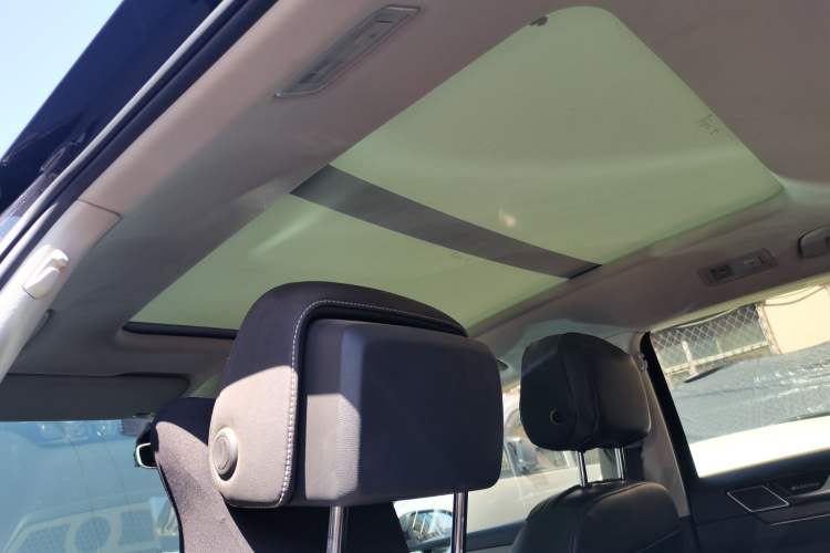 Used Volkswagen Magotan 2020 330TSI DSG Luxury Edition Headliner