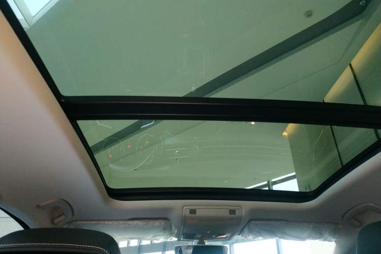 Used Volkswagen Magotan 2020 330TSI DSG Leading Model Headliner