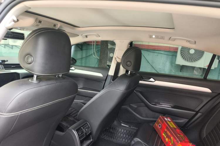 Used Volkswagen Magotan 2020 280TSI DSG Comfort Edition Headliner