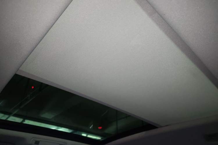 Used Volkswagen Magotan 2020 330TSI DSG Leading Model Headliner