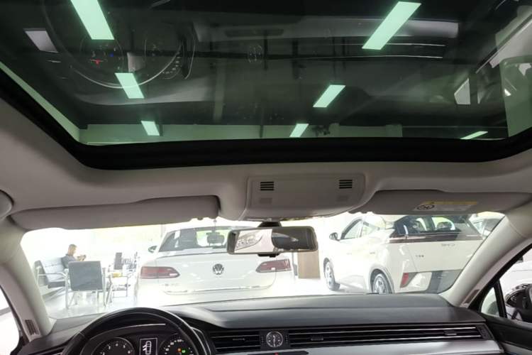Used Volkswagen Magotan 2020 280TSI DSG Comfort Edition Headliner