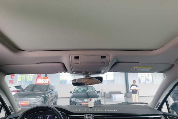 Used Volkswagen Magotan 2020 330TSI DSG Leading Model Headliner