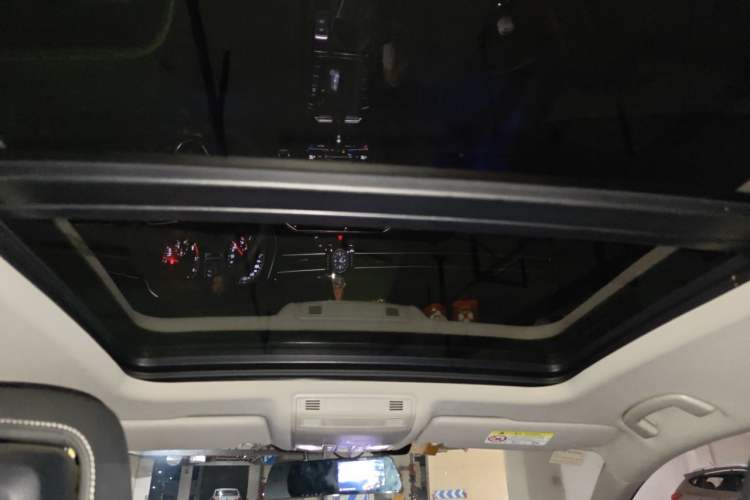 Used Volkswagen Magotan 2020 330TSI DSG Leading Model Headliner