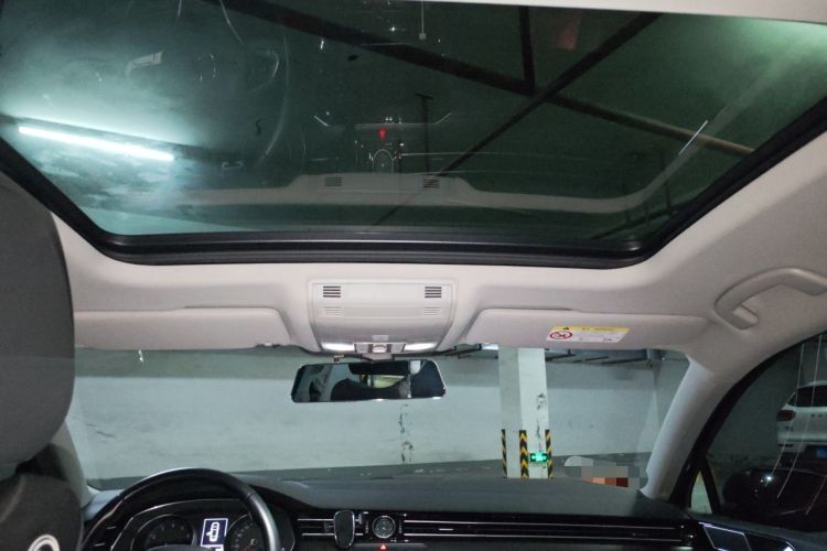Used Volkswagen Magotan 2020 330TSI DSG Leading Model Headliner