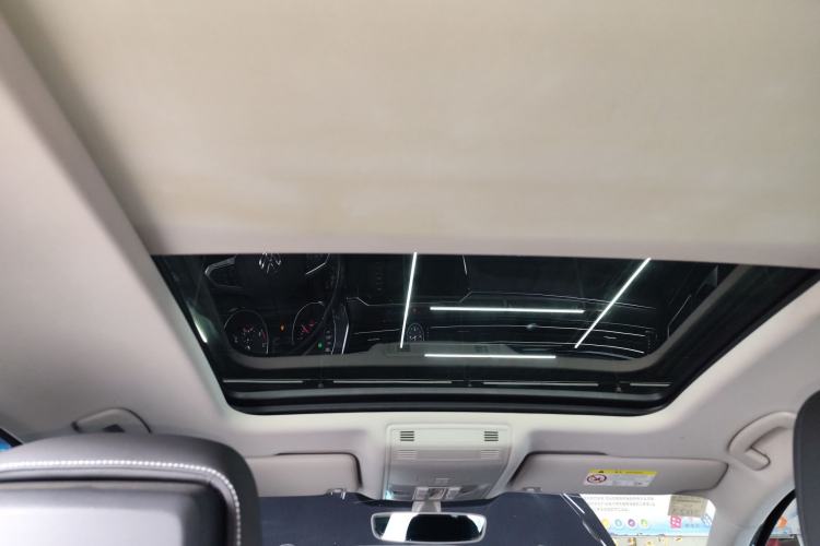 Used Volkswagen Magotan 2020 330TSI DSG Leading Model Headliner