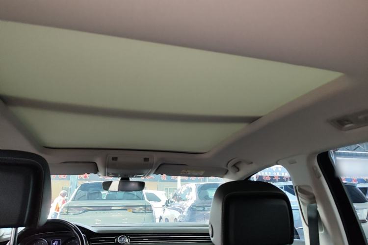 Used Volkswagen Magotan 2020 330TSI DSG Leading Model Headliner