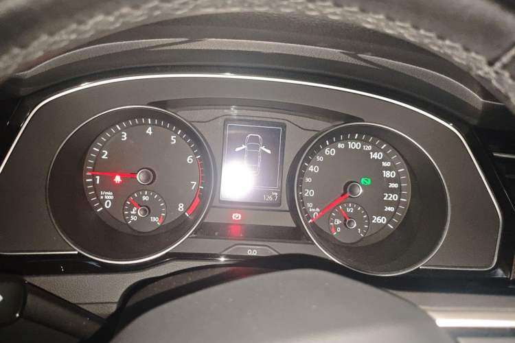 Used Volkswagen Magotan 2020 330TSI DSG Leading Model Instrument Cluster