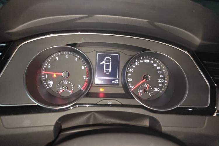 Used Volkswagen Magotan 2020 330TSI DSG Leading Model Instrument Cluster