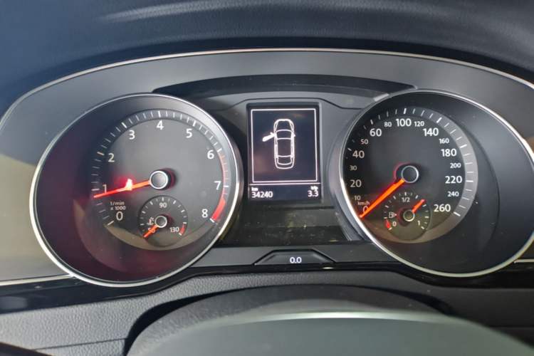 Used Volkswagen Magotan 2020 330TSI DSG Leading Model Instrument Cluster