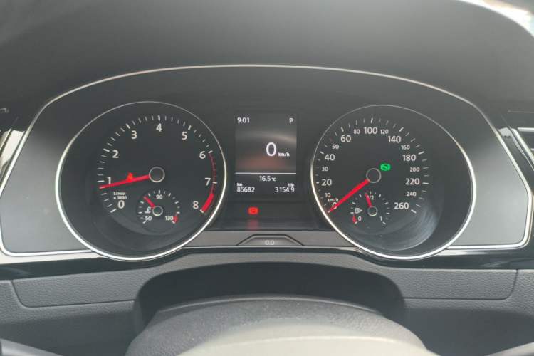 Used Volkswagen Magotan 2020 330TSI DSG Leading Model Instrument Cluster