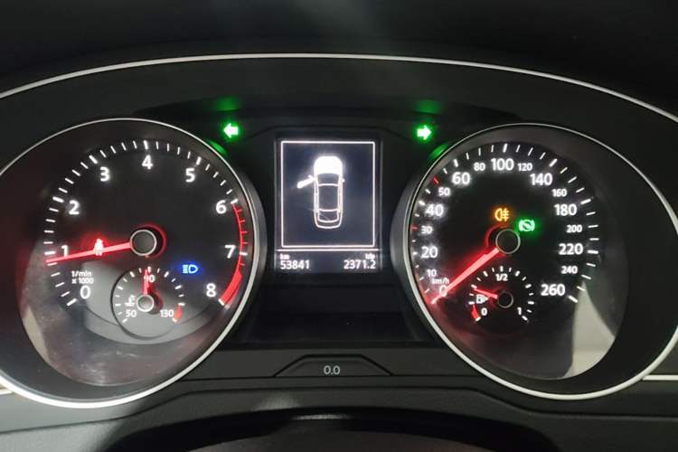 Used Volkswagen Magotan 2020 280TSI DSG Comfort Edition Instrument Cluster