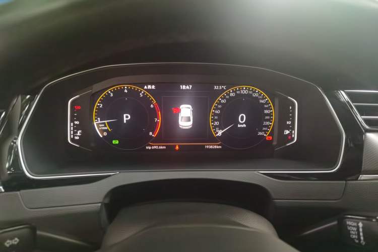 Used Volkswagen Magotan 2020 330TSI DSG Luxury Edition Instrument Cluster