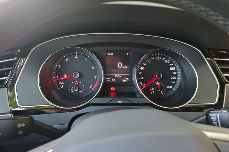 Used Volkswagen Magotan 2020 330TSI DSG Leading Model Instrument Cluster