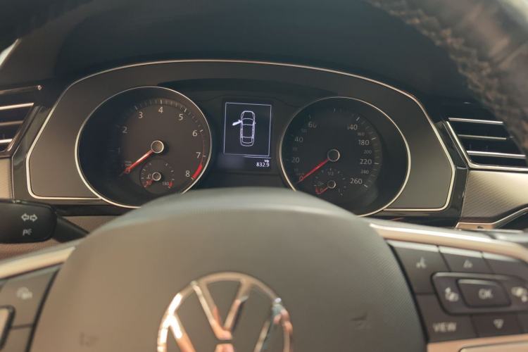 Used Volkswagen Magotan 2020 330TSI DSG Leading Model Instrument Cluster