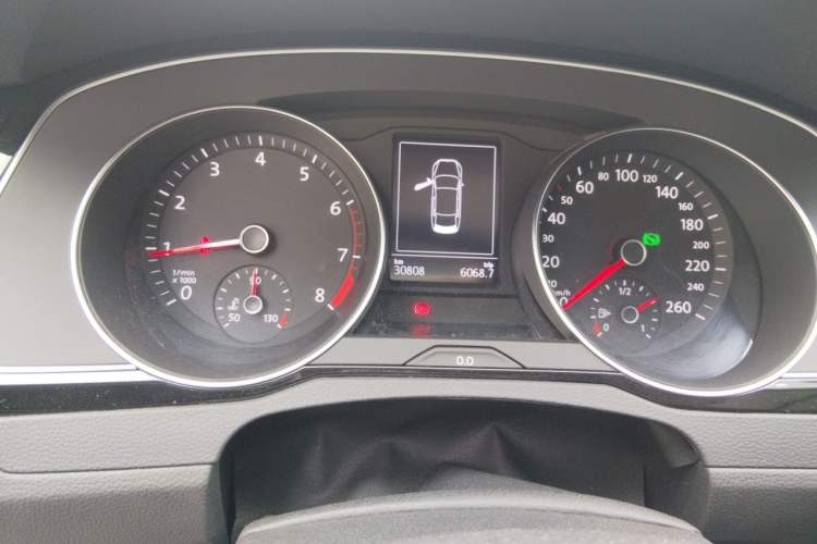 Used Volkswagen Magotan 2020 330TSI DSG Leading Model Instrument Cluster
