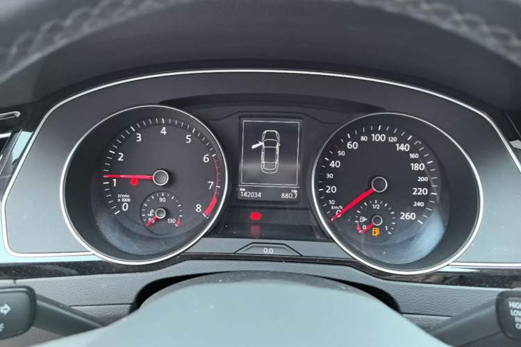 Used Volkswagen Magotan 2020 280TSI DSG Leading Edition Instrument Cluster