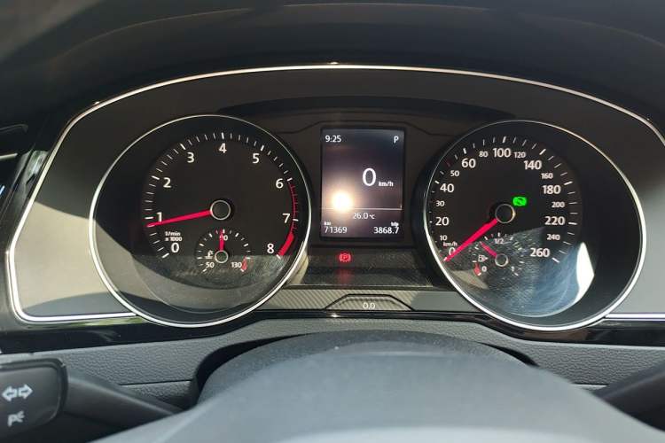 Used Volkswagen Magotan 2020 330TSI DSG Leading Model Instrument Cluster