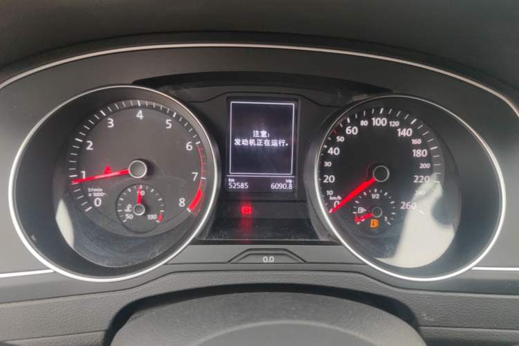 Used Volkswagen Magotan 2020 280TSI DSG Comfort Edition Instrument Cluster