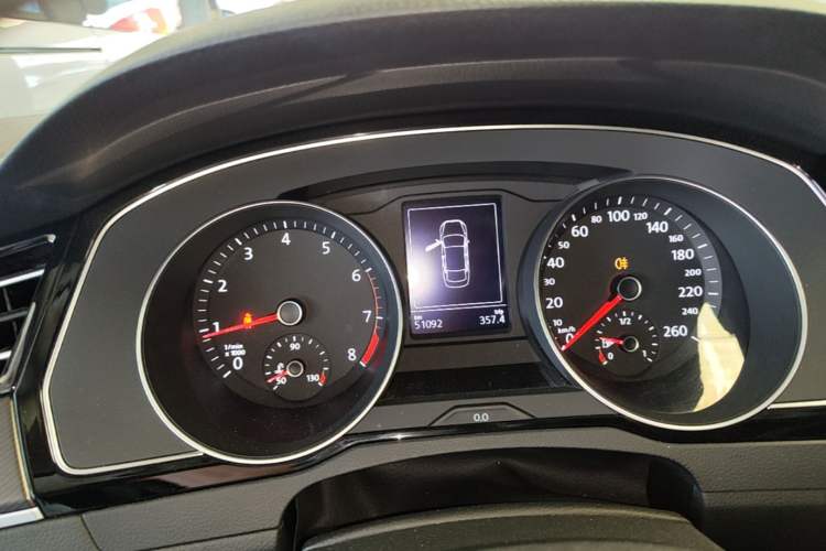 Used Volkswagen Magotan 2020 330TSI DSG Leading Model Instrument Cluster