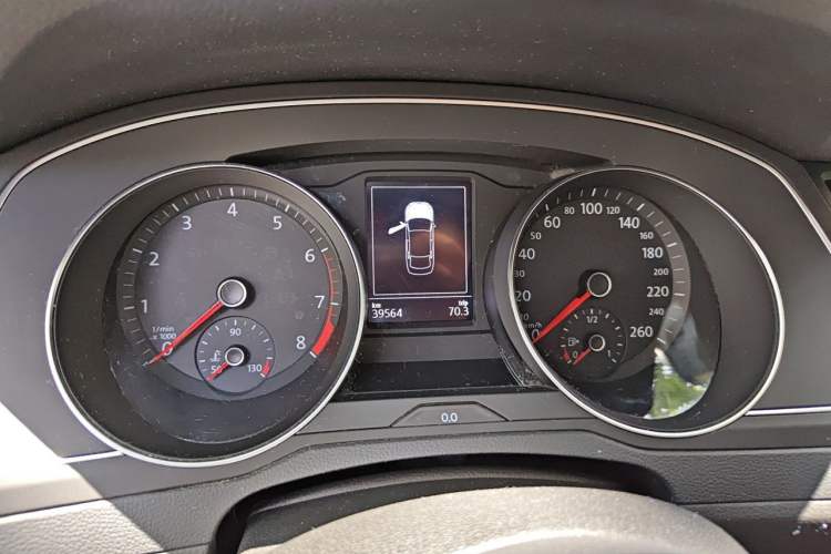 Used Volkswagen Magotan 2020 280TSI DSG Comfort Edition Instrument Cluster