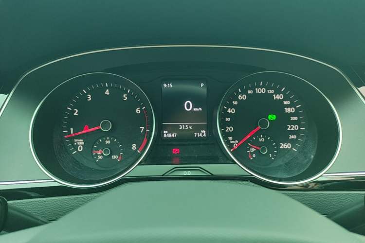 Used Volkswagen Magotan 2020 330TSI DSG Leading Model Instrument Cluster